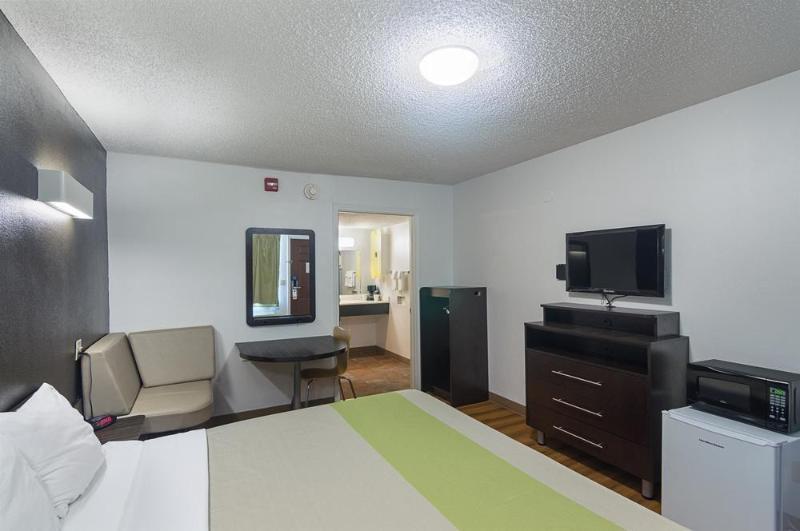 Studio Inn Extended Stay Oklahoma City Airport By Oyo Экстерьер фото