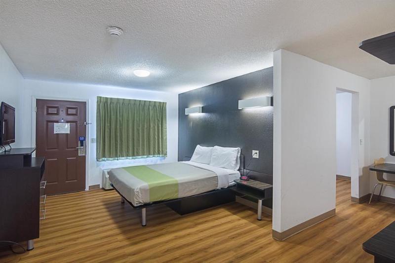 Studio Inn Extended Stay Oklahoma City Airport By Oyo Экстерьер фото